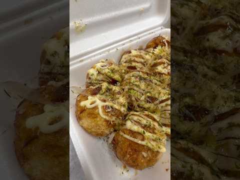 shorts パリトロトロ〜で美味しい😋　アメリカ村甲賀流さんのたこ焼き　千葉SOGOの「うまいもの味めぐり」にて　2… サムネイル