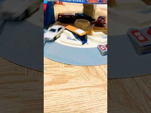 【シュッ！シュッ！出庫しまーす！！】トミカ tomica shorts youtubeshorts サムネイル