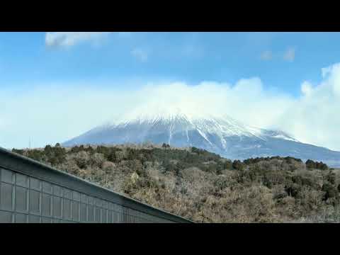 ドーンっと🗻 今富士山　新東名高速道路にて　2026年1月25日 サムネイル
