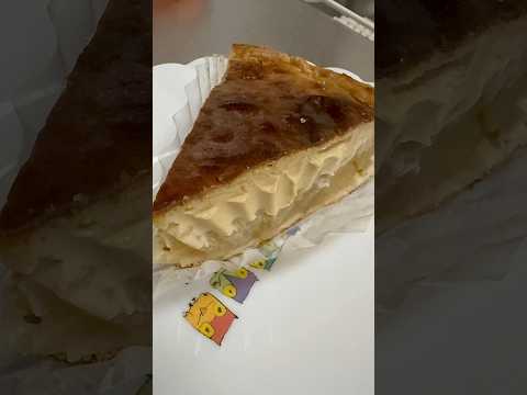 shorts 個人的にはバスクチーズケーキ風のが好みだったカナ〜　あっぷるぱい考太郎　千葉SOGOの「うまいもの味めぐ…