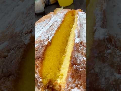 shorts これは前買って美味しかったので♪ ドンクのパンドーロ　羽生PA(下り線)にて　2026年3月26日 サムネイル