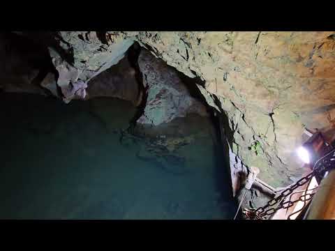 ２）稲積水中鍾乳洞を散歩 水中洞と新生洞の分岐から新生洞最深部経由出口迄　ビスとイロハは車でお留守番 サムネイル