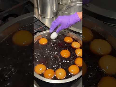 被我找到台中第二市場裡超好吃燒麻糬！一份才$39The best boiled mochi in Taichung!!… サムネイル