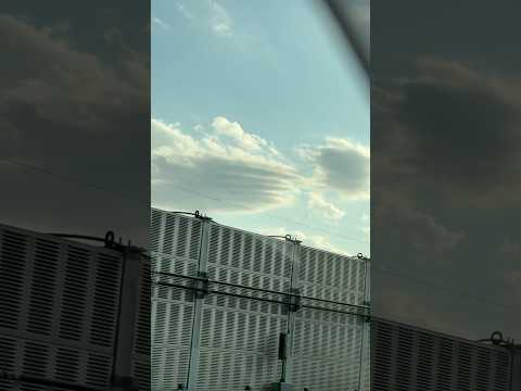 shorts あ！つるし雲☁️お天気下り坂😲⁈  湾岸自動車道にて　2026年5月29日 17:35 サムネイル