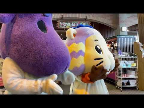 餅つきを応援する おいでナスくんとカピナスちゃん　那須どうぶつ王国にて　2026年1月1日 サムネイル